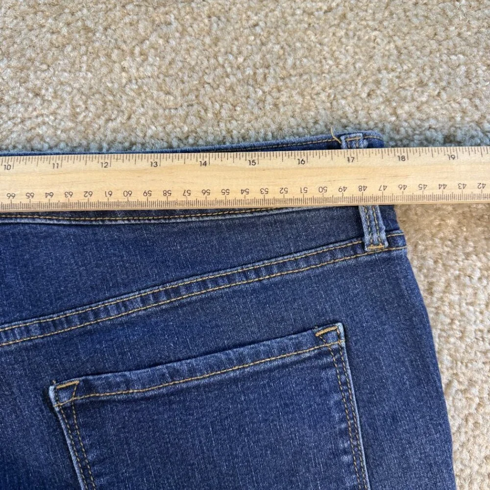 Old Navy Women's Size 14 Super Skinny Mid-Rise Blue Jeans Stretch Casual F587
